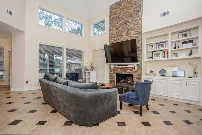 Building Photo - 70 N Skyflower Ct