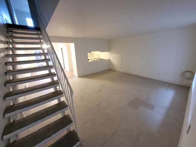 Building Photo - 3351 E Andy St