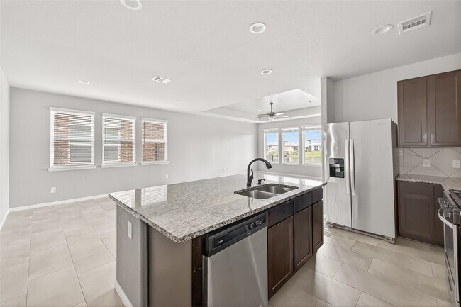 Building Photo - 24814 Scarlatti Cantata Dr