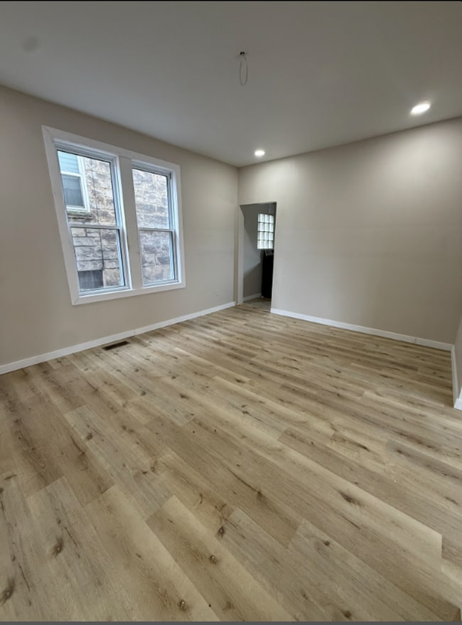 Building Photo - Giant, Newly Renovated Home in New Kensington!