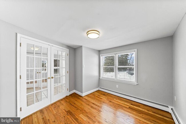 Building Photo - 4236 Florida Ave