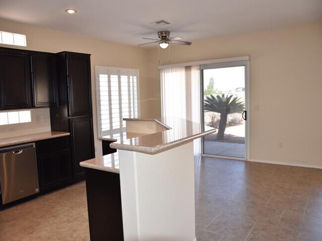 Building Photo - Stunning 2 bedroom Jefferson in Age Restri...