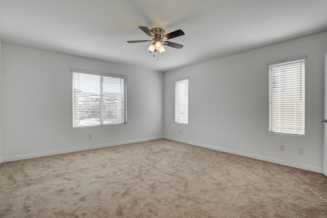 Building Photo - 3 Bedroom, 2 Story Inspirada Home in Anthem!