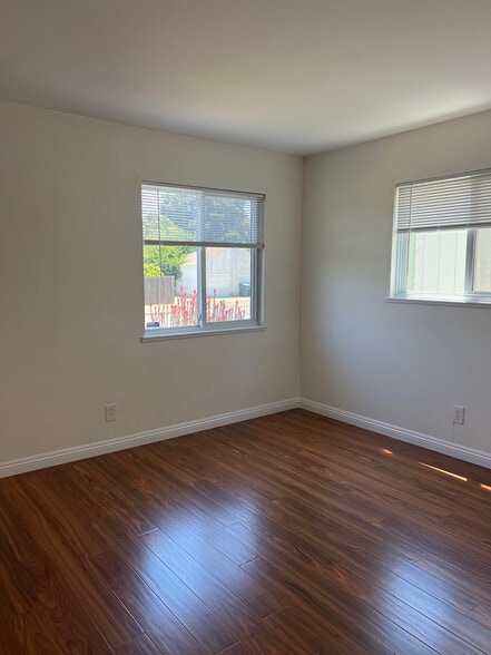 Building Photo - 217 Mendocino St