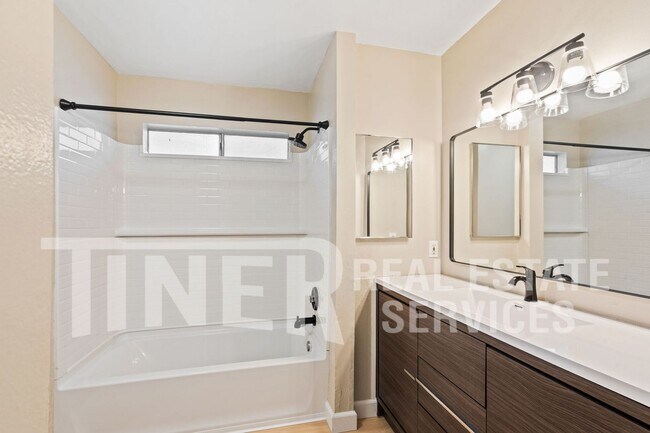 Building Photo - 4911 Douvan Ct