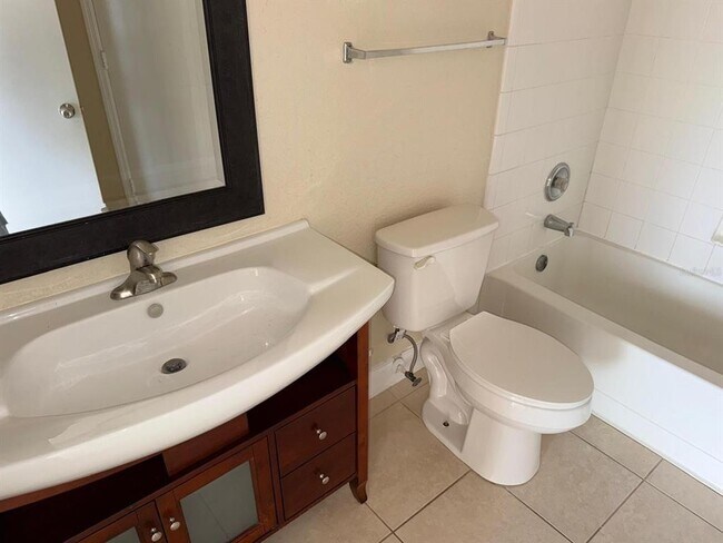 Building Photo - 2210 Grand Cayman Ct