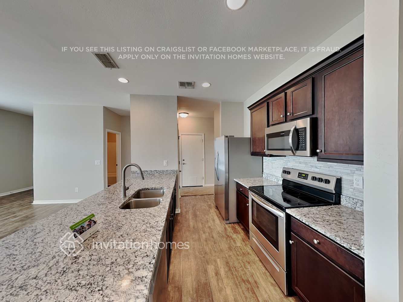Building Photo - 36816 W Oliveto Ave