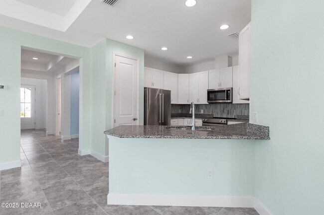 Building Photo - 621 Beach Bum Blvd