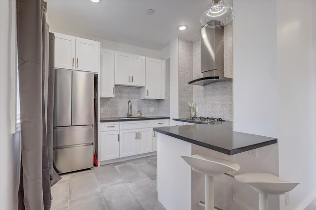 Modern Kitchen - 1030 E Ocean Blvd