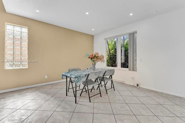 Building Photo - 16226 Opal Creek Dr