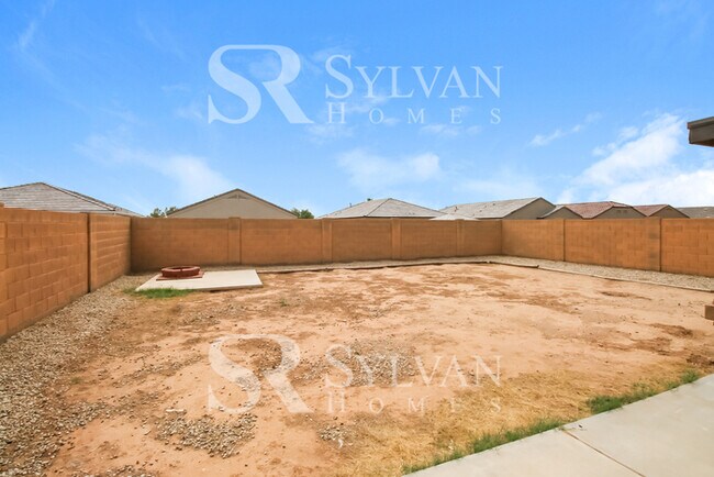 Building Photo - Come tour this beautiful 3BR, 2BA home today!