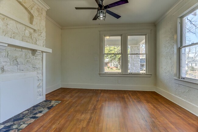 Building Photo - Beautiful 4-Bedroom Home in Memphis – Spac...