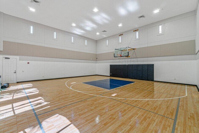 Building Photo - 4411 Tuscany Way