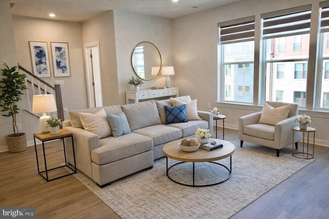 Building Photo - 4619 Olivine Dr