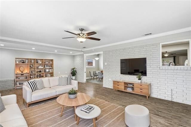 Building Photo - 1517 Ridgecrest Dr