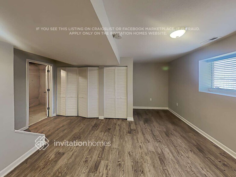 Building Photo - 4945 Slickrock Dr