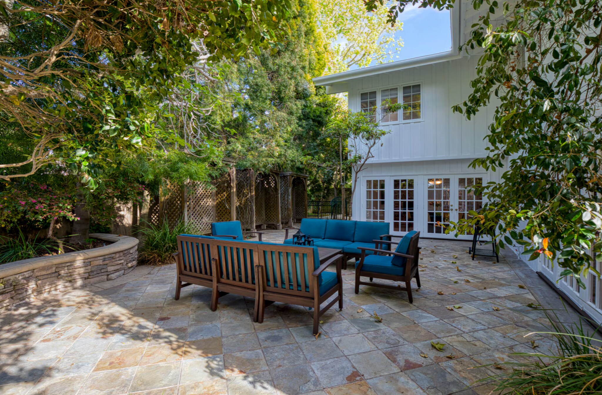 Building Photo - 16842 Harkness Cir