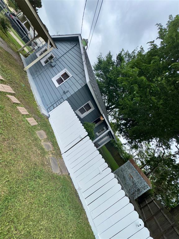 Building Photo - 4104 Houx St