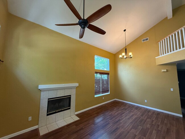 Building Photo - 4 Bed| 3 Bath | 1702 SF | Two Story | Tenant pays $175 monthly for WS&G