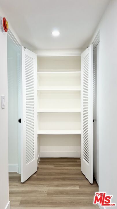 Building Photo - 414 N Palm Dr