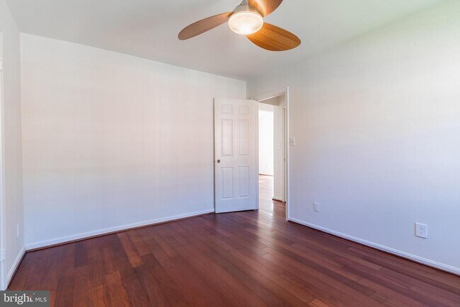 Building Photo - 603 Bashford Ln
