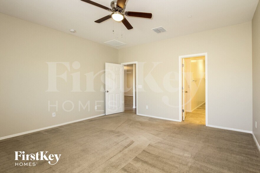 Building Photo - 21214 W Palm Ln