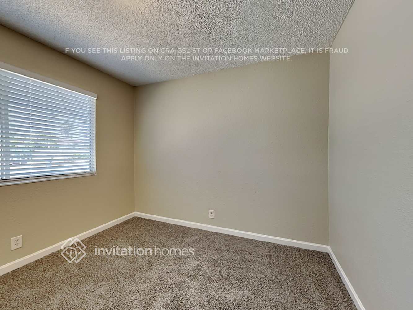 Building Photo - 2760 Orchid St