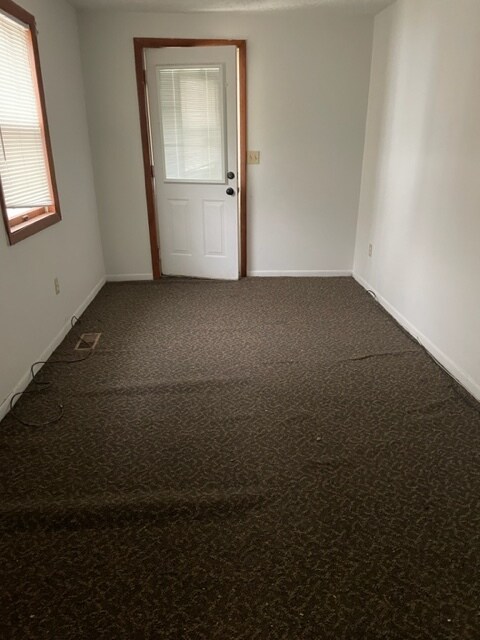 Building Photo - 534 Florence St