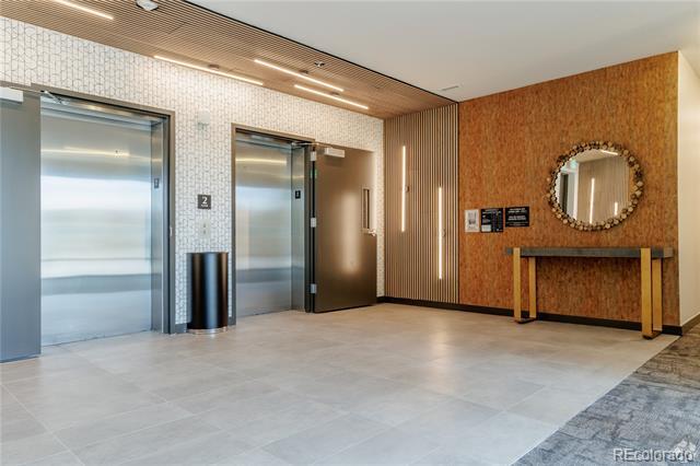 Building Photo - 2876 W 53rd Ave