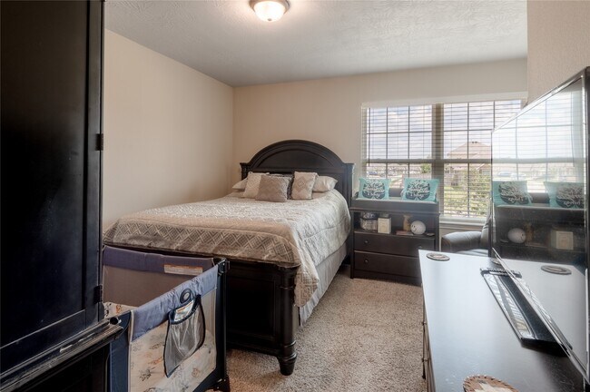 Building Photo - 127 Worley Way