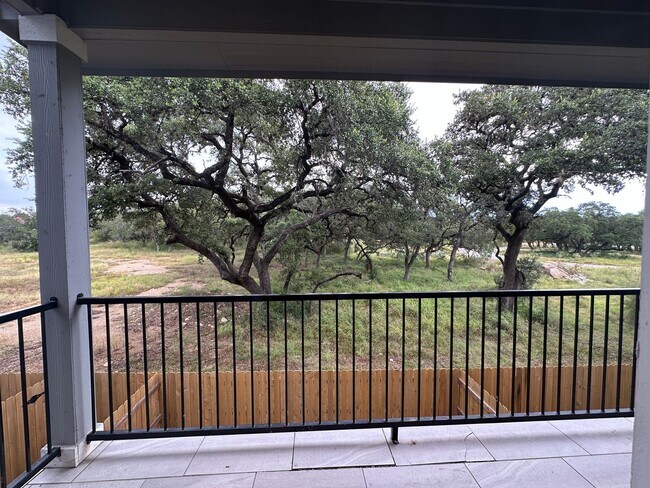 Building Photo - Townhome for Rent