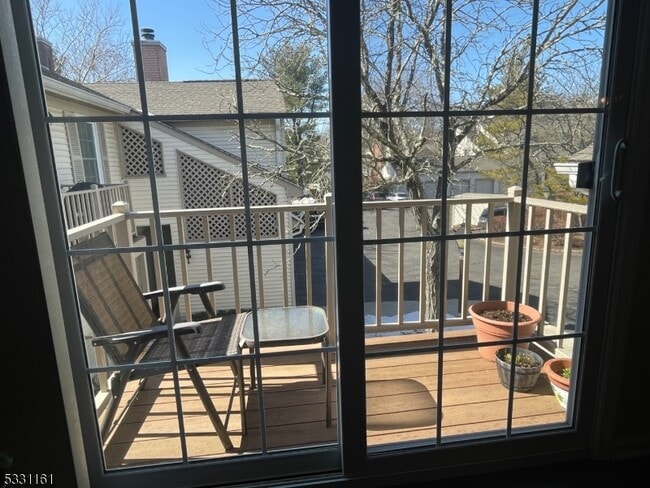 Building Photo - 28 Commonwealth Dr