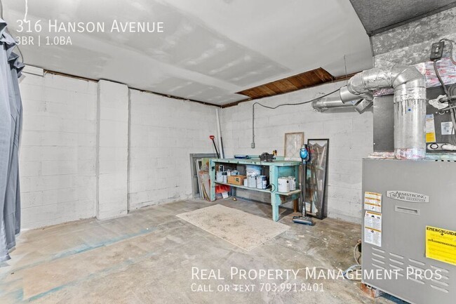 Building Photo - Charming Renovated Rambler in the Heart of...