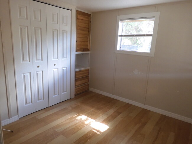 MASTER BEDROOM - 6710 Ballad Ln