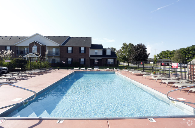 Building Photo - Cross Winds Apartments