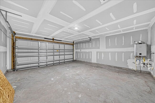 Building Photo - 1314 Lady Yoli St