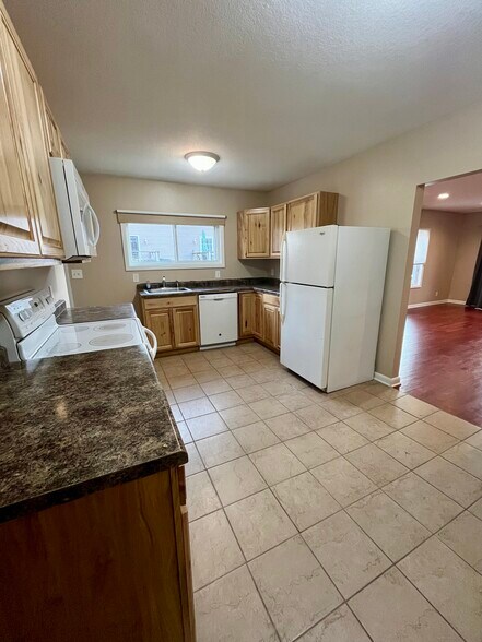 Building Photo - 3107 59th St