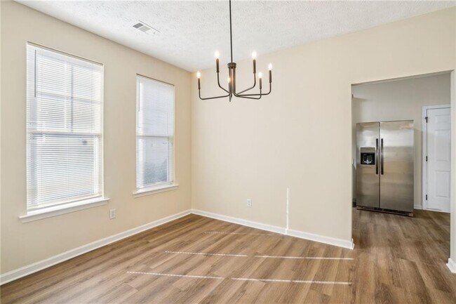 Building Photo - 4593 Parkway Cir