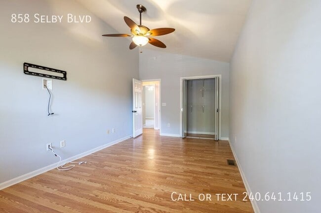 Building Photo - 858 Selby Blvd