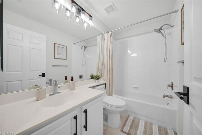 Building Photo - 8864 Ventura Way