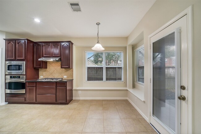 Building Photo - 24538 Evangeline Springs Ln