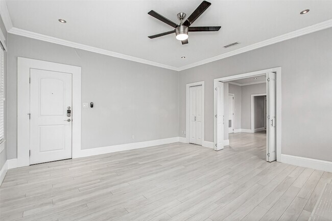 Building Photo - 4719 Junius St