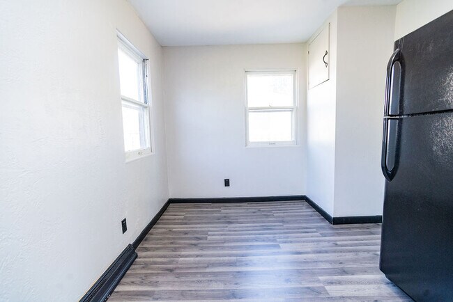 Building Photo - 1309 S Gary Dr