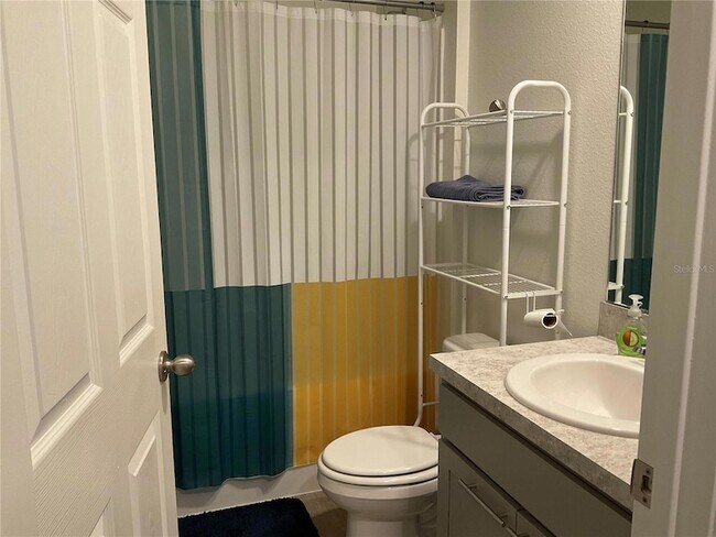 Building Photo - 36 Red Barn Dr