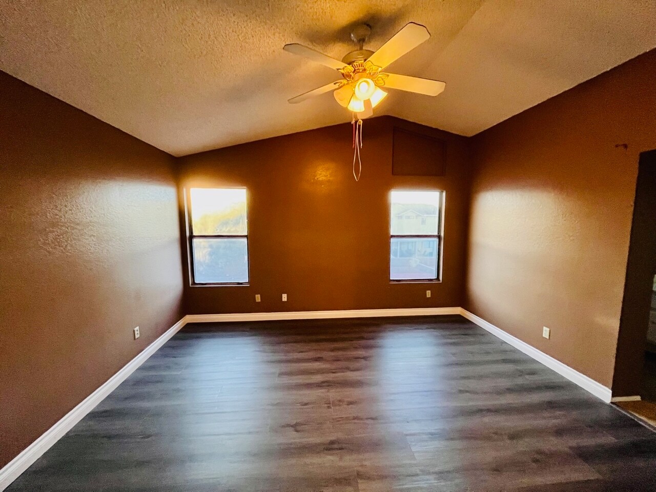 Building Photo - 44339 Fenner Ave