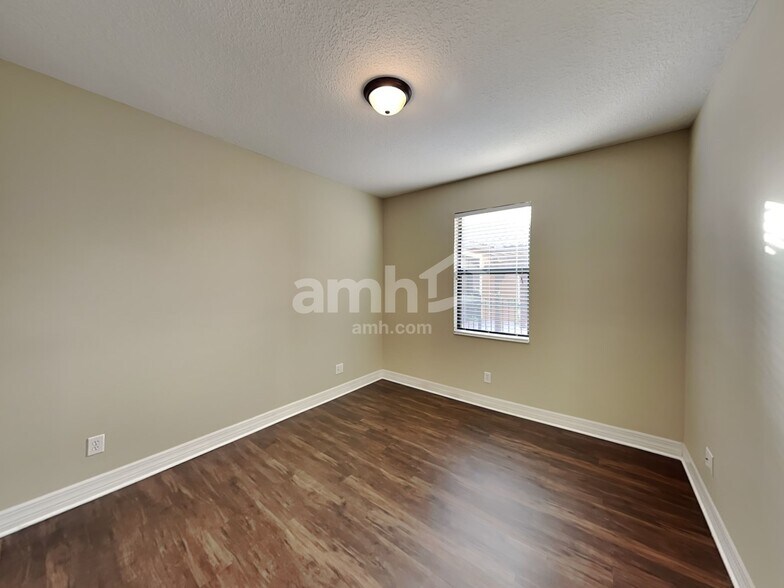 Building Photo - 8241 Dunham Station Dr