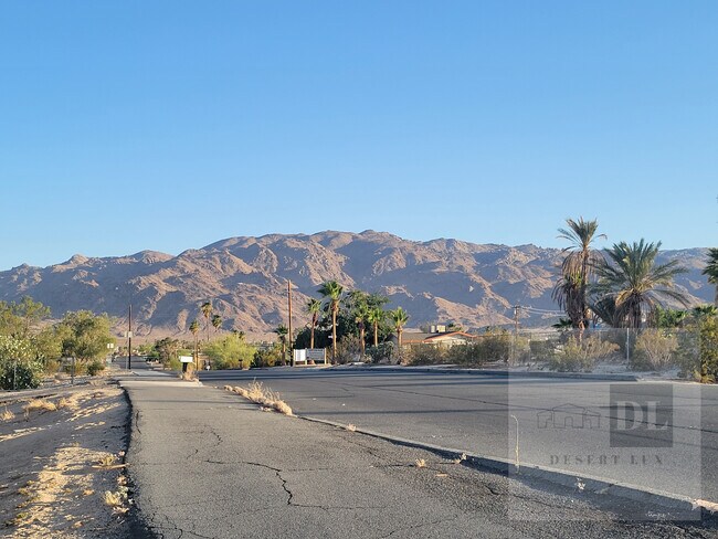 View - 5827 Bagley Ave