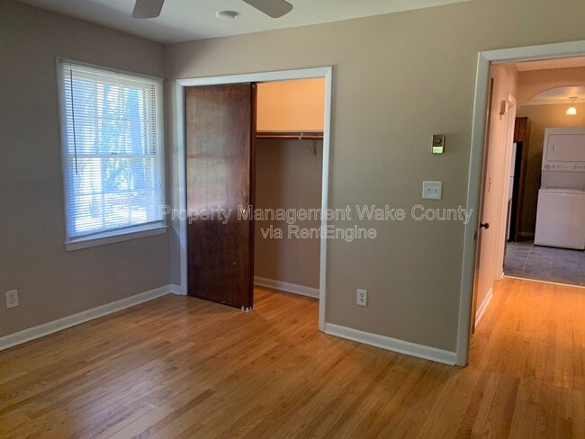 Building Photo - 806 Chamberlain St