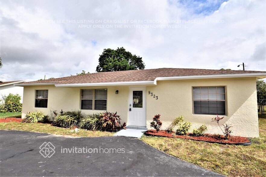 Primary Photo - 9323 Southampton Pl