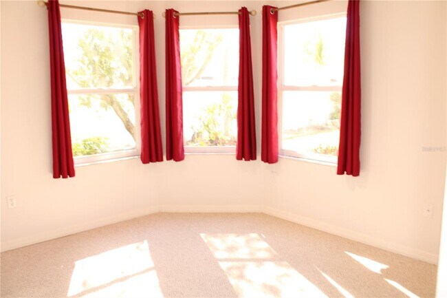 Building Photo - 2602 Waterford Way